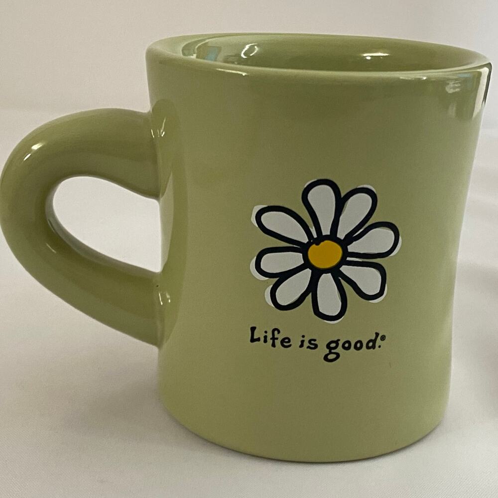 Life is Good Daisy Coffee Mug Green Diner Style Cup 12oz Mother's Day Gift